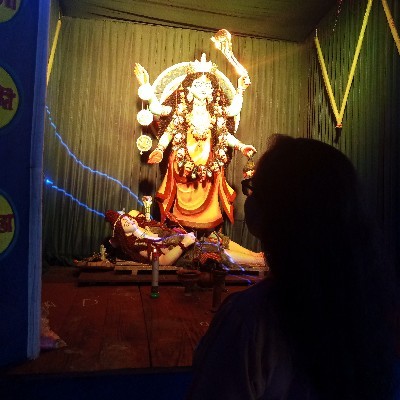 মৃণালিনী ~ (অচেনা শহর)