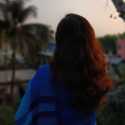 মৃণালিনী ~ (অচেনা শহর)