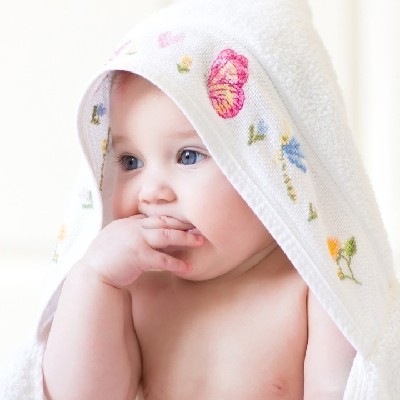 மகிழினி "மகி"