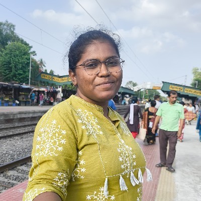 তপতী পাল "🌻সৌরকন্যা🦋"