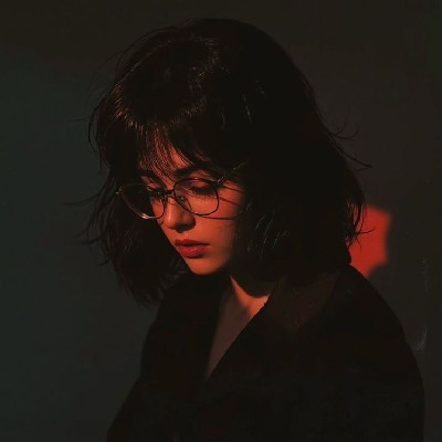 𝓛𝓪𝓿𝓲... 🖤