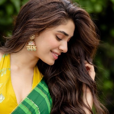 NIKKU♥️ "നിധിക ♥️"