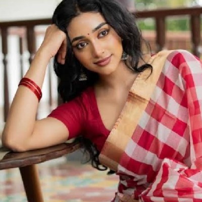ഗൗരിപാര്‍വതി 🦋 G p 🦋