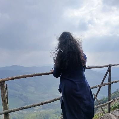 ഗോപിക "✨പൊന്നൂസ്✨"