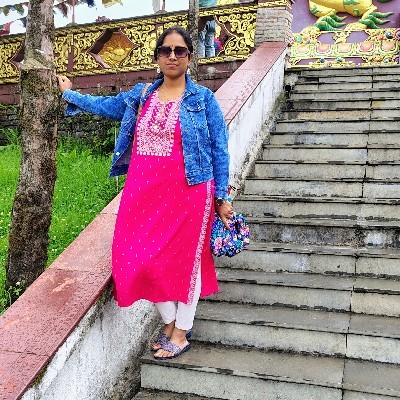 মুনমুন অধিকারী রায় "মেঘবালিকা"