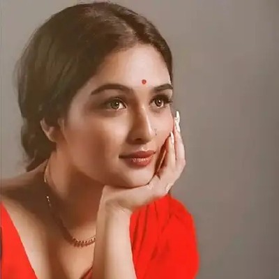 മീര പാലോന്നിൽ "Meera"
