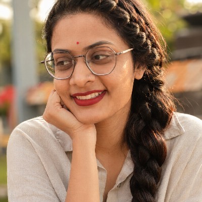 Mansha Prakash "मनू"