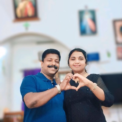 സ്മിത രാജൻ പാലാ "റബേക്കാഇവൂസ്"