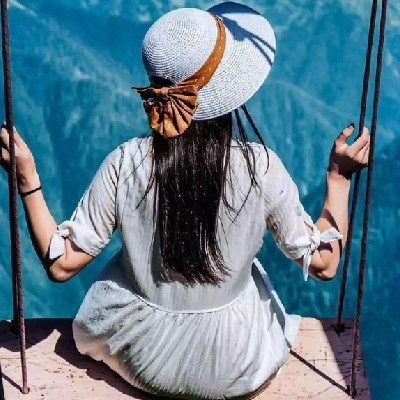 রাত্রির গভীরতায় ভোরের প্রকাশ