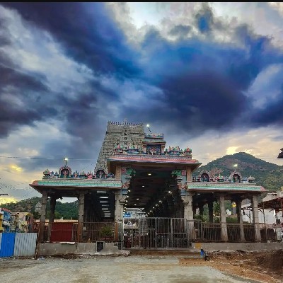 Hema Kareti "Gayatri lakshya"