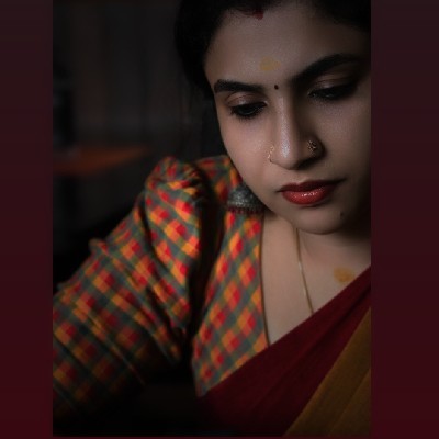 മിഴി മാധവ്
