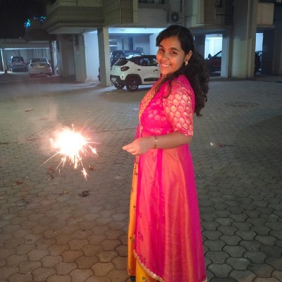 Clara a random girl "Win"