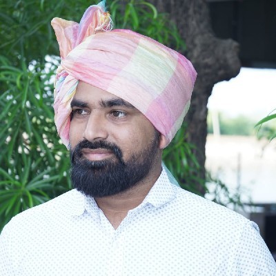 Vanrajsinh ક્ષત્રિય "દેશી  છોરા 💪💪💪"