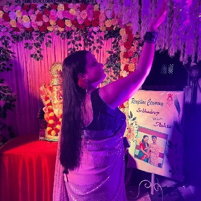 Priyanka  chakraborty😎😎😊😊😊 Chakraborty "Mishti"