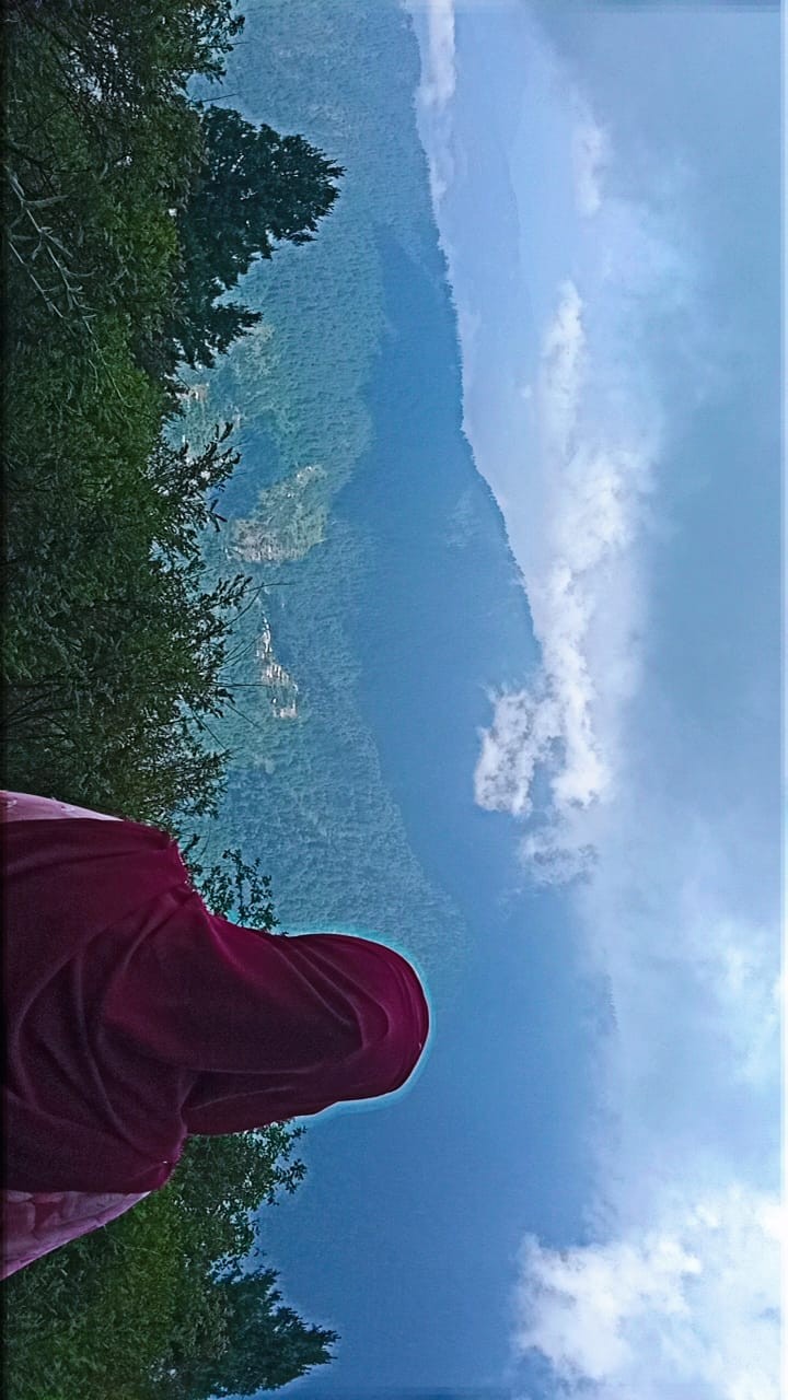 مقدس ھمایوں