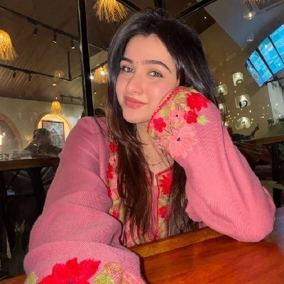 Aadat ✍🏻🕊️🧿