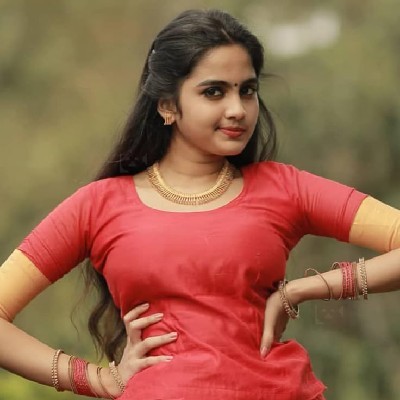 ✨കുറുമ്പിപെണ്ണ് ✨