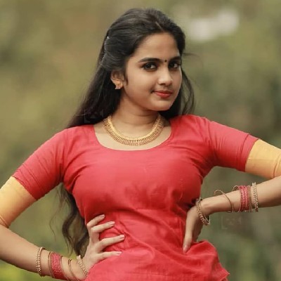 ✨കുറുമ്പിപെണ്ണ് ✨