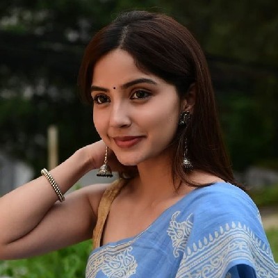 ആൻനിലാ🌿