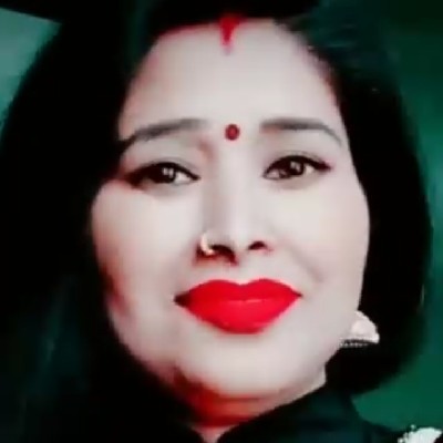 Rekha 𝐓ⱺꭑα𝗋 "जय मां शारदा मैहर वाली फालो मी एवरीवन 🌺🙏🏻"