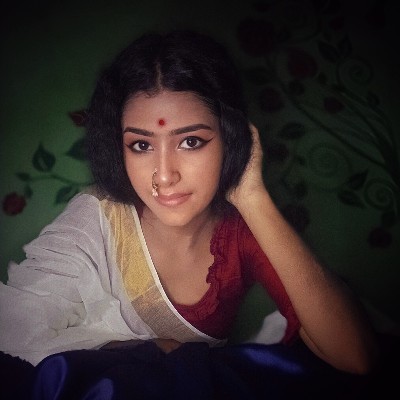 Harddy Riya