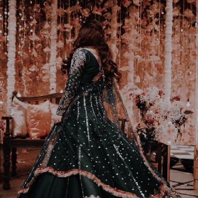 Anshika Tripathi "Diya"
