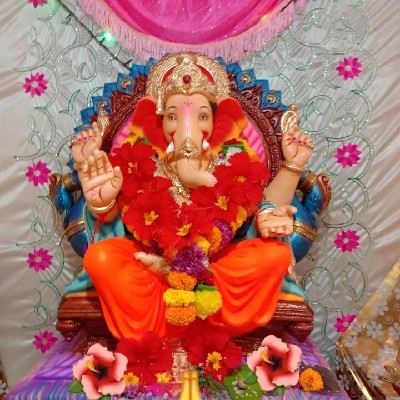 निशा उदेग.