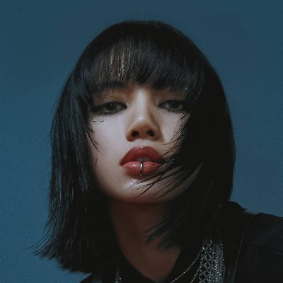 Meera Sivanesan "Rock star 🌟"