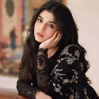 m!२@ "कहानी की दुनिया"