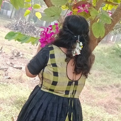 𝑀𝒶𝓃𝒶𝓈𝒶 𝒟𝑒𝓋𝒶𝓇𝒶𝓀𝑜𝓃𝒹𝒶 💙 "Dreams alive in my pen 🖋️🖋️🖋️"