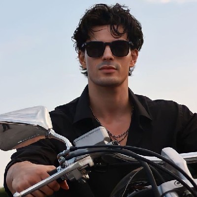 Uday Kashyap "Adwey"