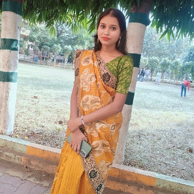 সৌমিকা 🥀🍂🍁