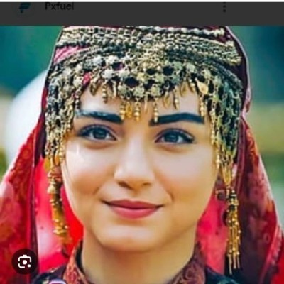 Muneera poovi 🥀