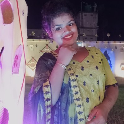 ভোরের পাখি🕊️🥀 "নেহা"