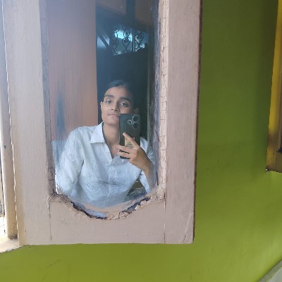 Bekhayali Kolom "Adi"