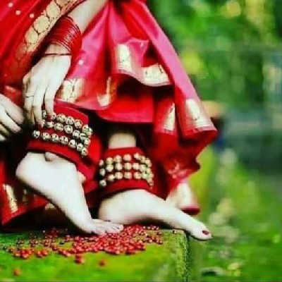 𝐽𝑖𝑙𝑢𝑆𝑎𝑟𝑎 𝐶ℎ𝑎𝑐𝑘𝑜 "💕ഇച്ഛന്റെചിന്നൂട്ടി💕"