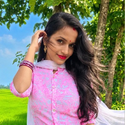 Pooja Pradhan(varshu)