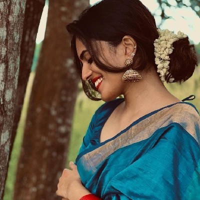 💙നീലാംബരി💙 "കുഞ്ഞി"