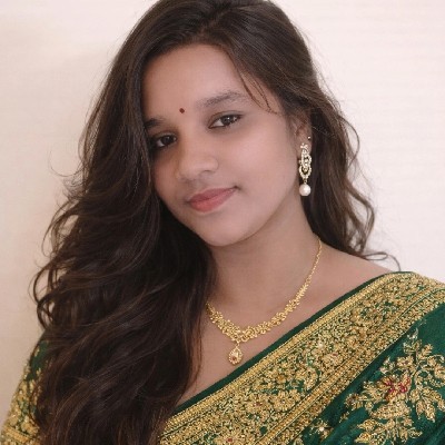 मोनिका काकडे "शब्द वेल मोनिका"