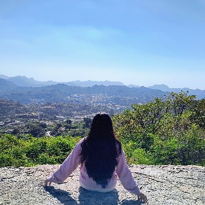 Ghazal Gauswami "गझल"