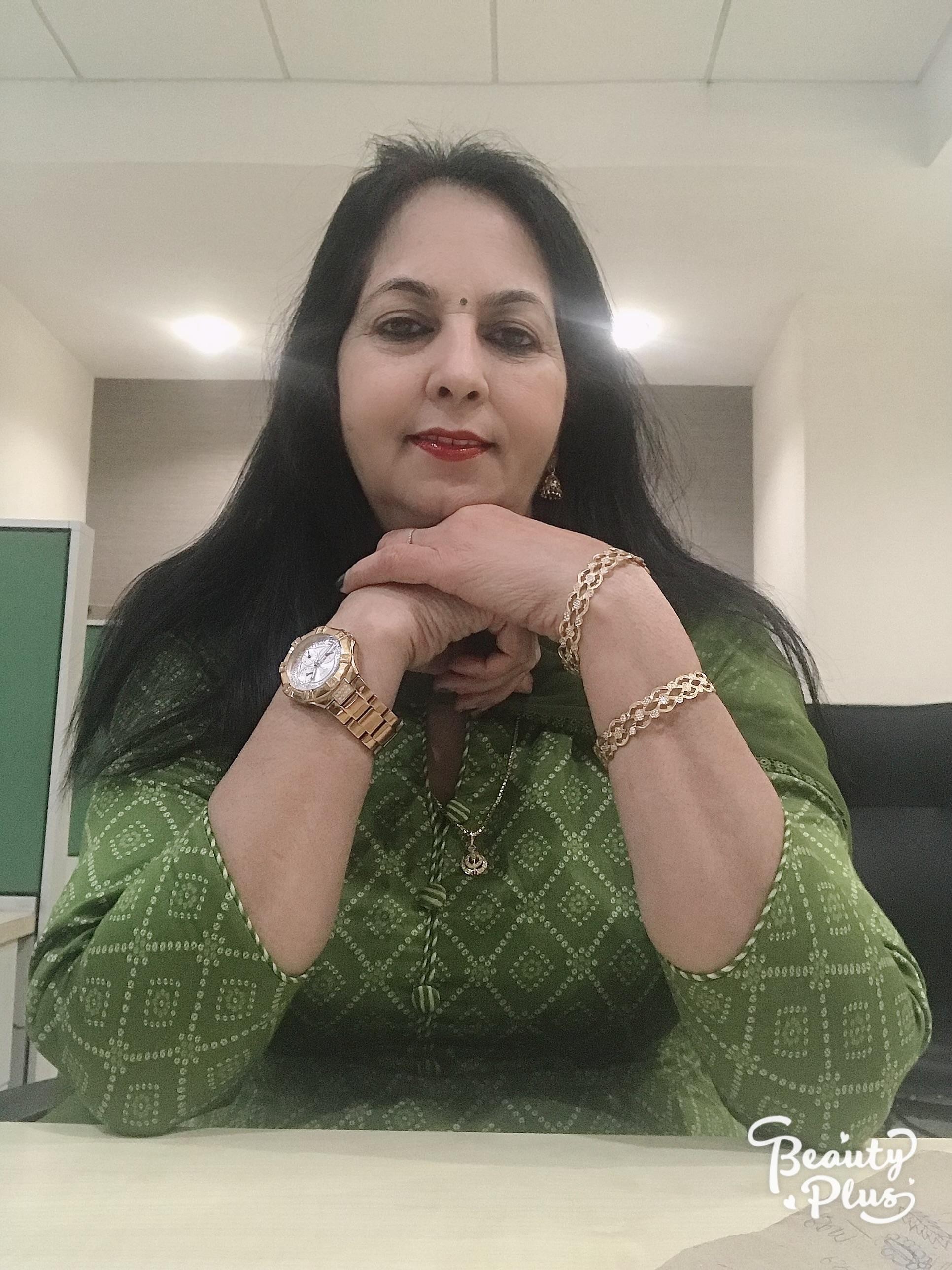 Lovely Shahi
