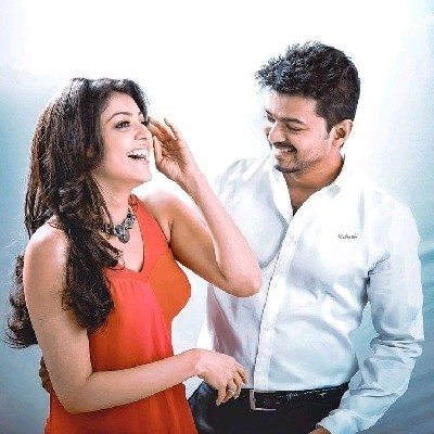 வெள்ளை ரோஜாவின் நாவல்கள்
