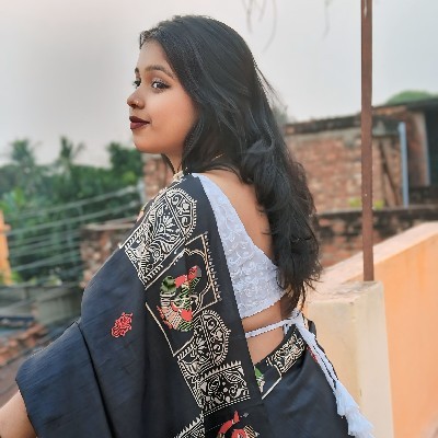 কাঠগোলাপ 🌸✍️