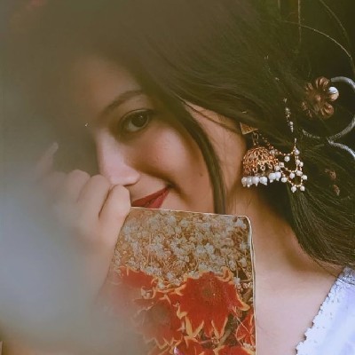 Priya "అన్వేషణ"