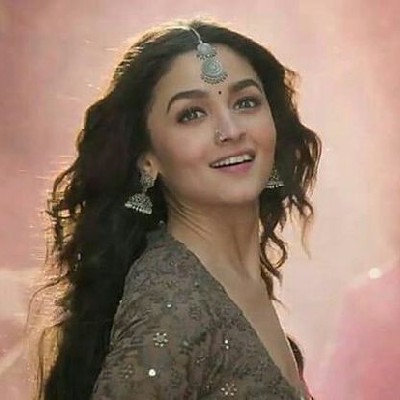 💫🦢നിലാതെന്നൽ🦢💫