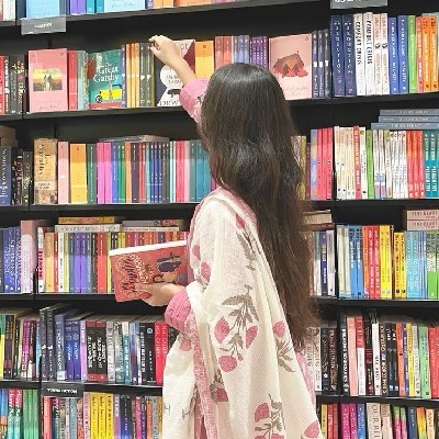 साजिरी लेखणी🖋️🌺📖✨ "Namrata"