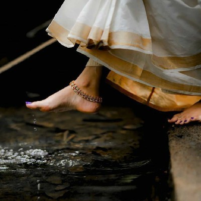 THANUSHA REDDY "{thanuja}"