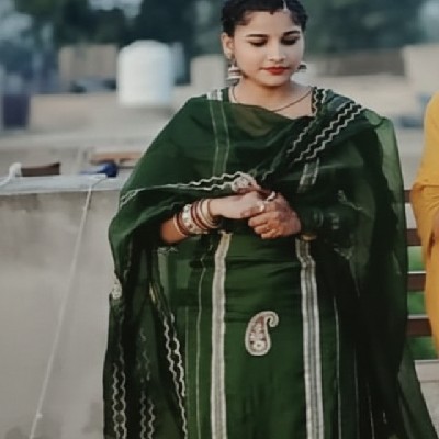 ⭐ਸਿਮਰਨਜੀਤ ਕੌਰ⭐ "ਪਿੰਡ - ਤਰਖਾਣਵਾਲਾ⭐"