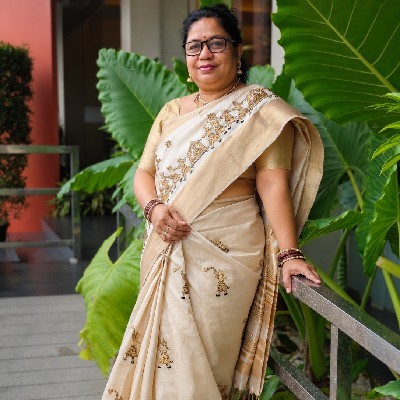 प्रतीक्षा नारखेडे "खान्देशकन्या"