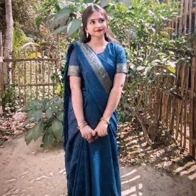 নীল আকাশের তারা